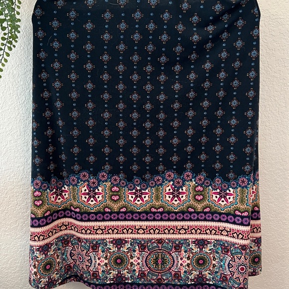 🌟5/$20 Boho Flowy Sleeveless High Neck Swing Dress Size Small Xhiliration - Picture 4 of 5